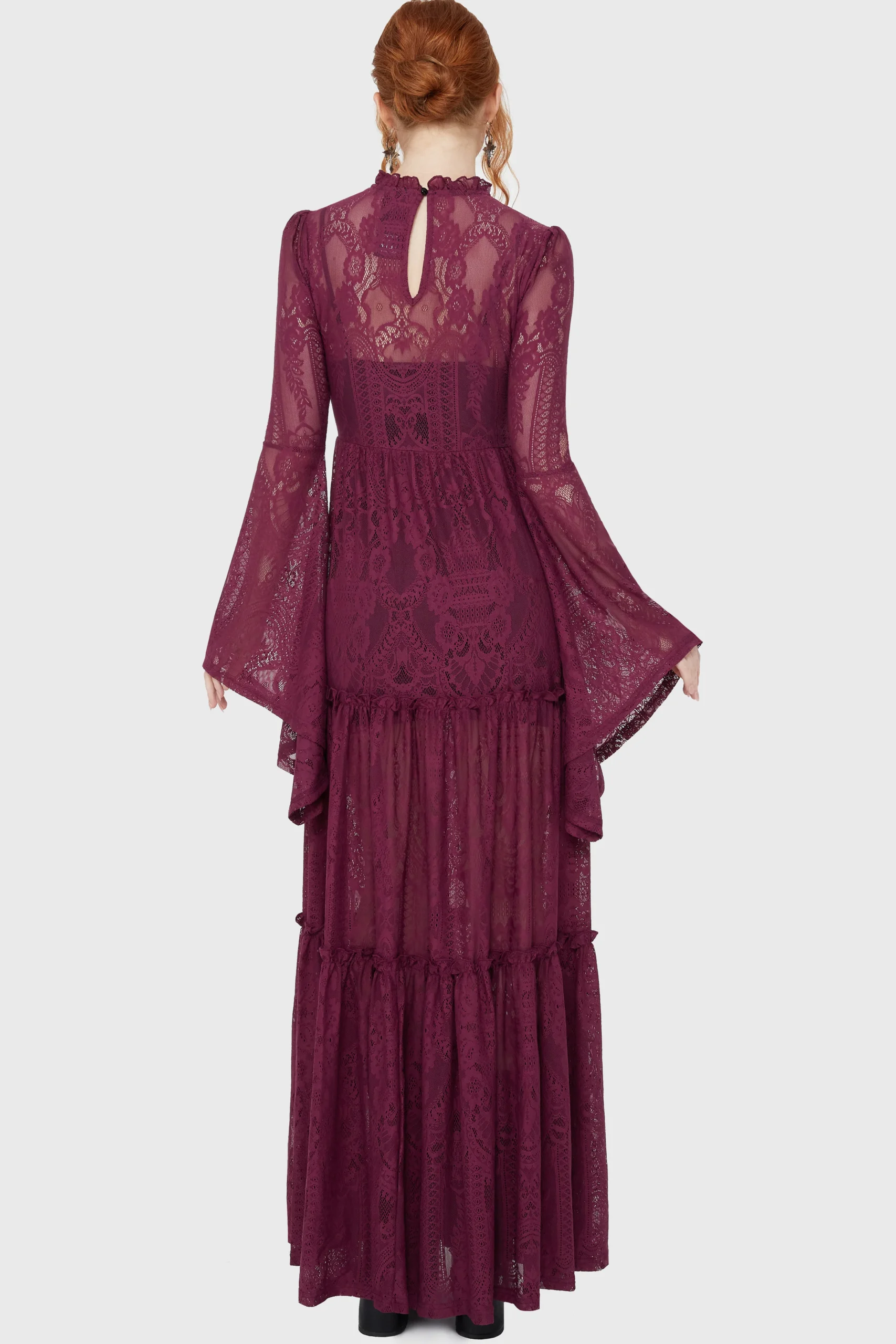 Hecate Lace Maxi Dress von Killstar, plum – Bild 2